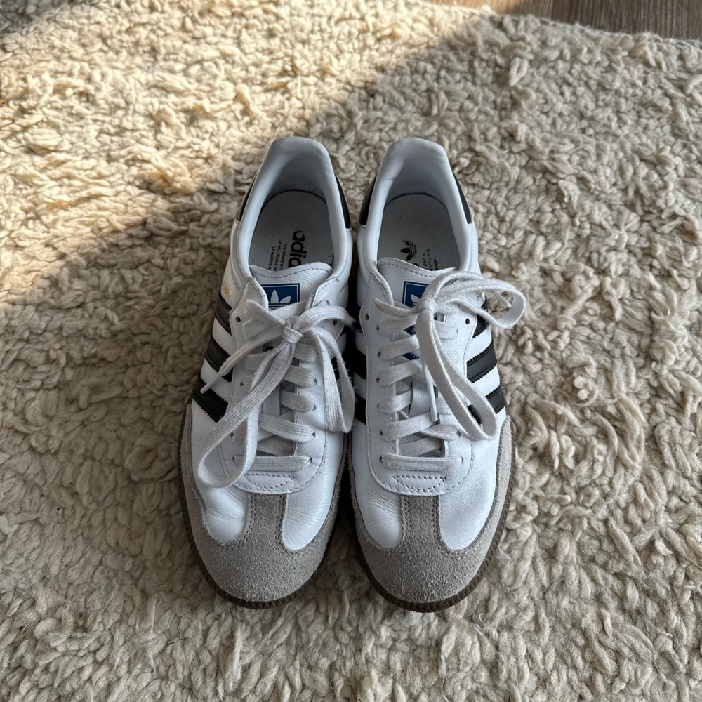 Adidas Samba OG trainers in white and grey